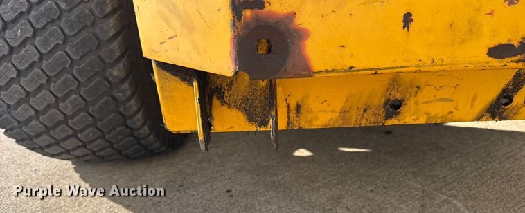 image for item ES5687 Hustler XR-7 ZTR lawn mower