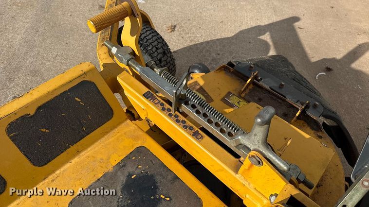 image for item ES5687 Hustler XR-7 ZTR lawn mower