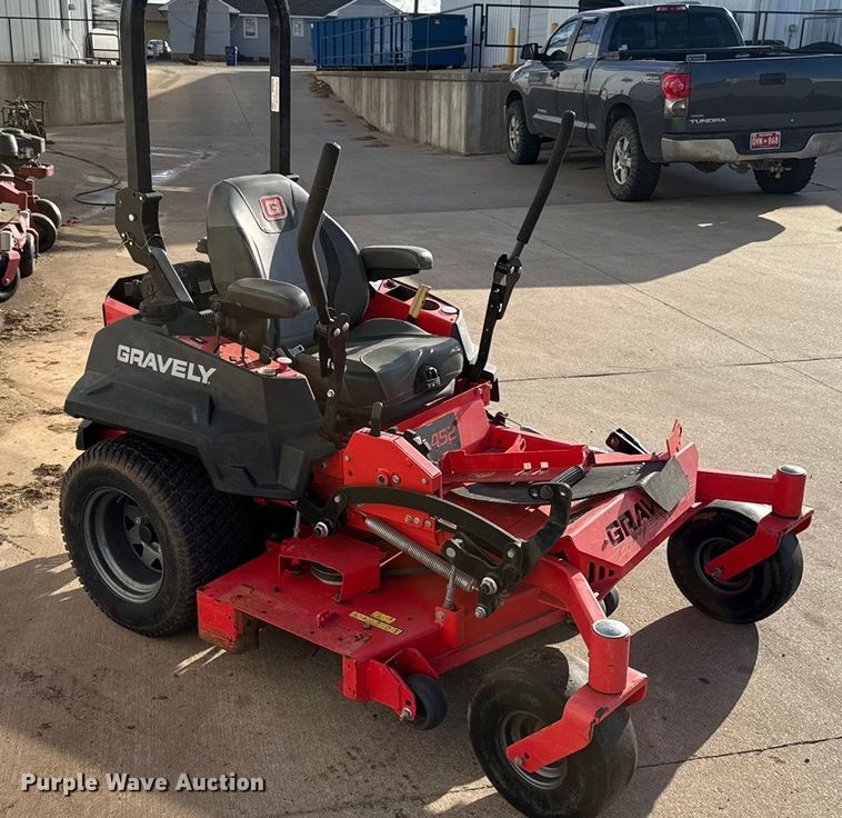 image for item ES5688 Gravely Pro-Turn 452 ZTR lawn mower