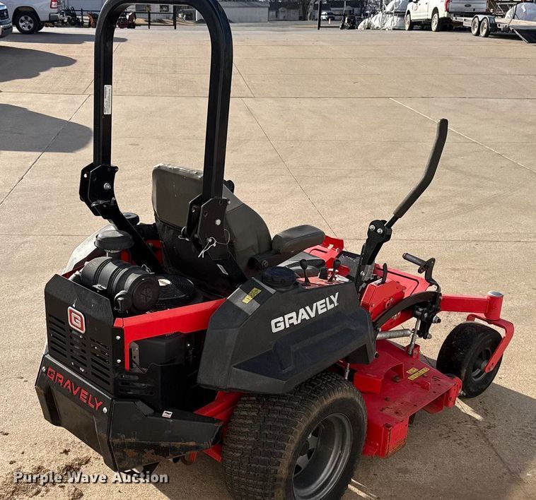 image for item ES5688 Gravely Pro-Turn 452 ZTR lawn mower