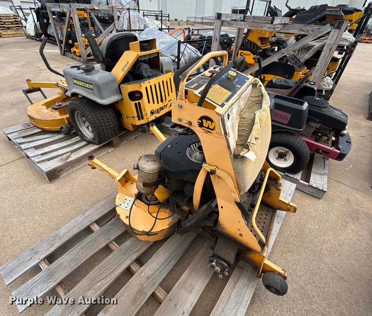 image for item ES5689 Hustler Super Z ZTR lawn mower