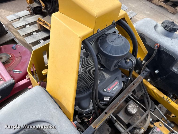 image for item ES5689 Hustler Super Z ZTR lawn mower