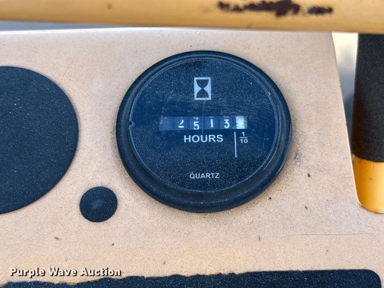 image for item ES5689 Hustler Super Z ZTR lawn mower