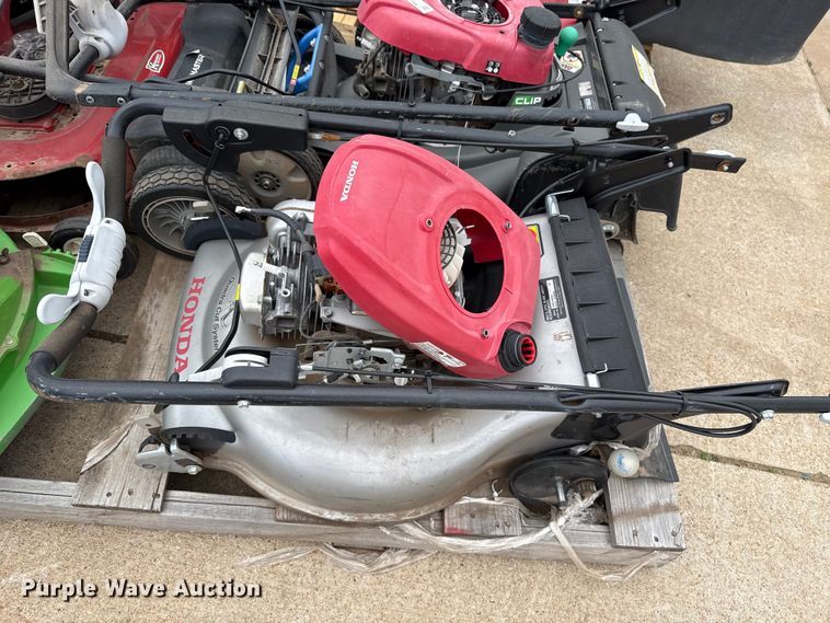 image for item ES5690 (12) lawn mowers