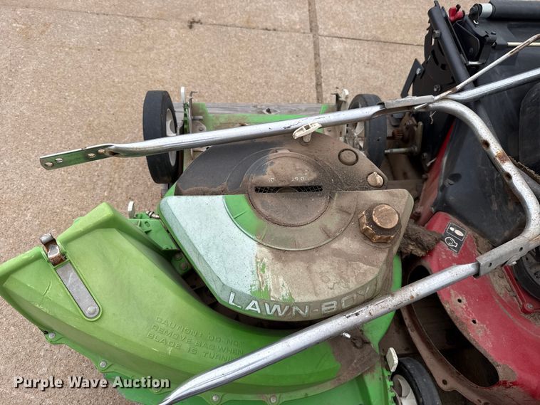 image for item ES5690 (12) lawn mowers