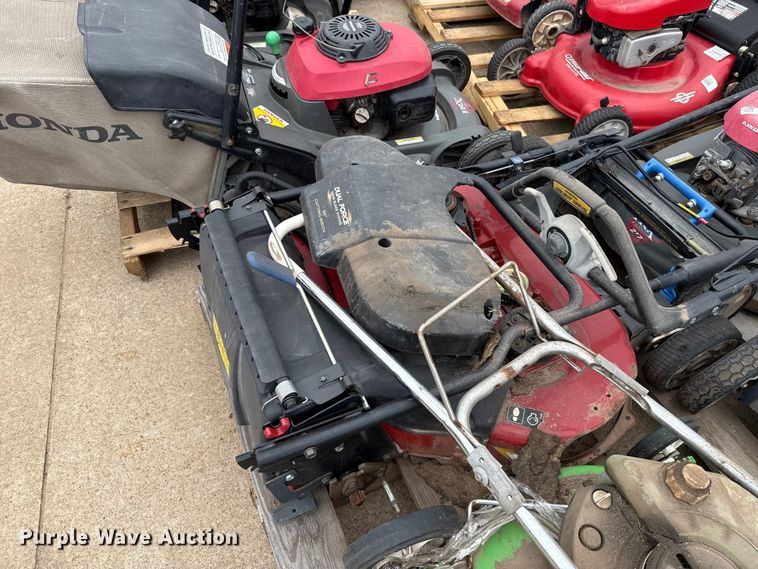 image for item ES5690 (12) lawn mowers