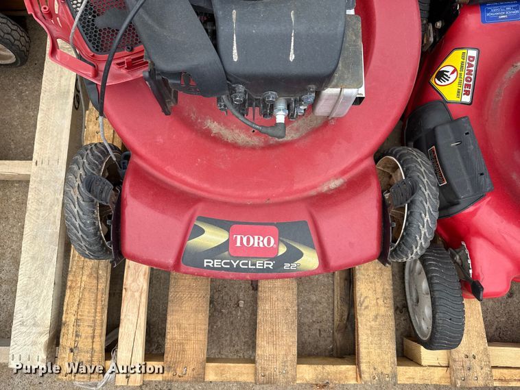 image for item ES5690 (12) lawn mowers