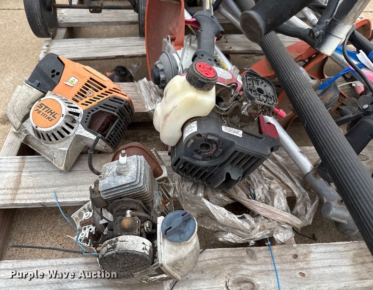 image for item ES5692 Yard tools