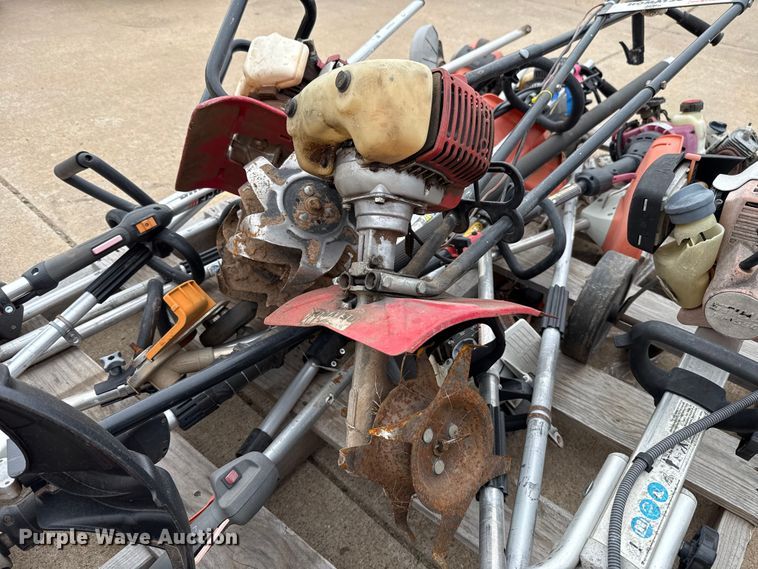 image for item ES5692 Yard tools