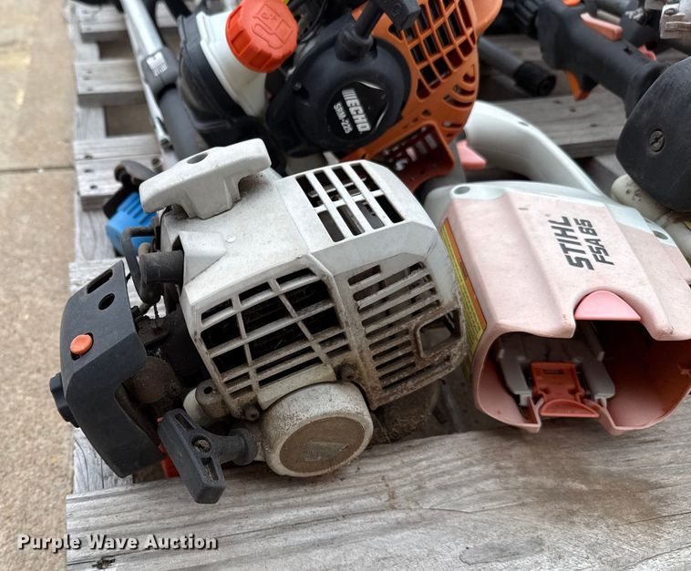 image for item ES5692 Yard tools