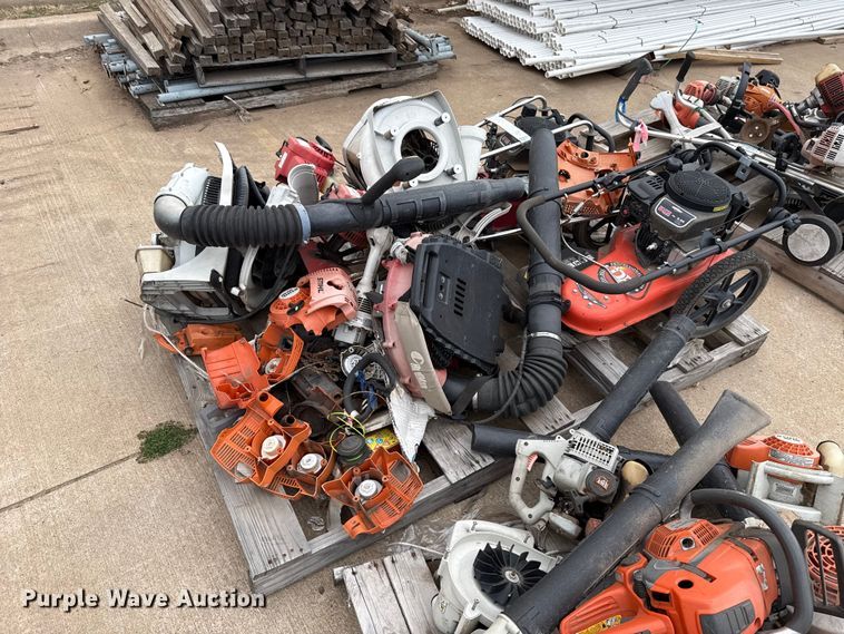 image for item ES5692 Yard tools