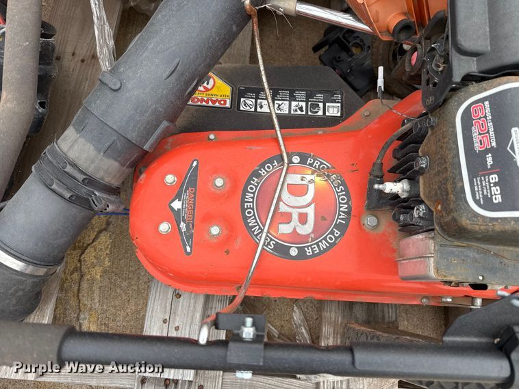 image for item ES5692 Yard tools