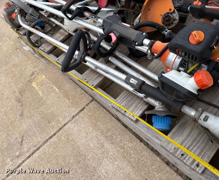 image for item ES5692 Yard tools