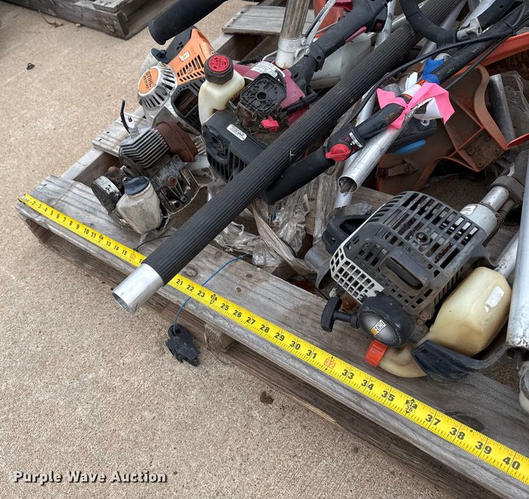 image for item ES5692 Yard tools