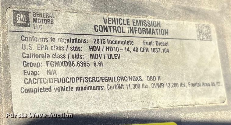 image for item ES8519 2015 Chevrolet Silverado 3500HD Ext. Cab flatbed pickup truck