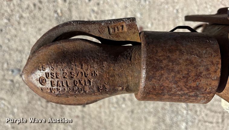 image for item ES8523 2015 Sure-Trac STR7212SAD enclosed cargo trailer