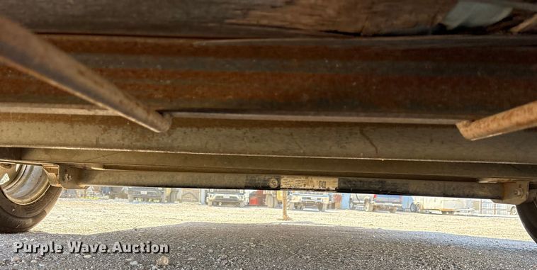 image for item ES8523 2015 Sure-Trac STR7212SAD enclosed cargo trailer