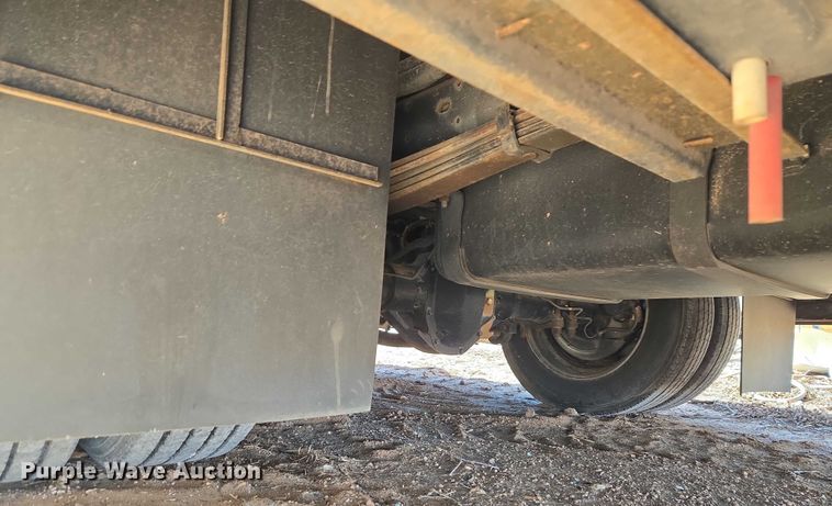 image for item ET1166 2003 Workhorse P32 RV