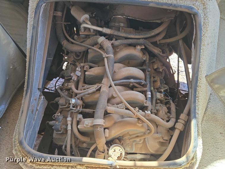 image for item ET1166 2003 Workhorse P32 RV