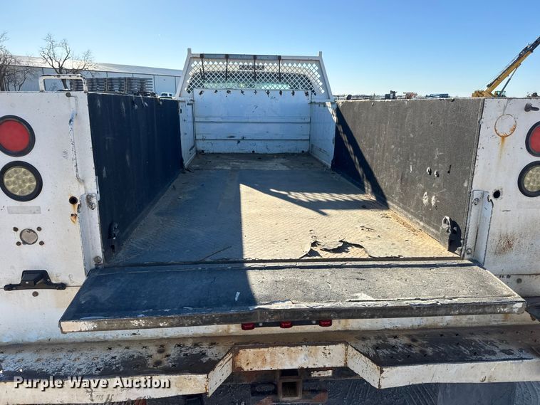 image for item ET4144 2008 Ford F450 utility / service truck