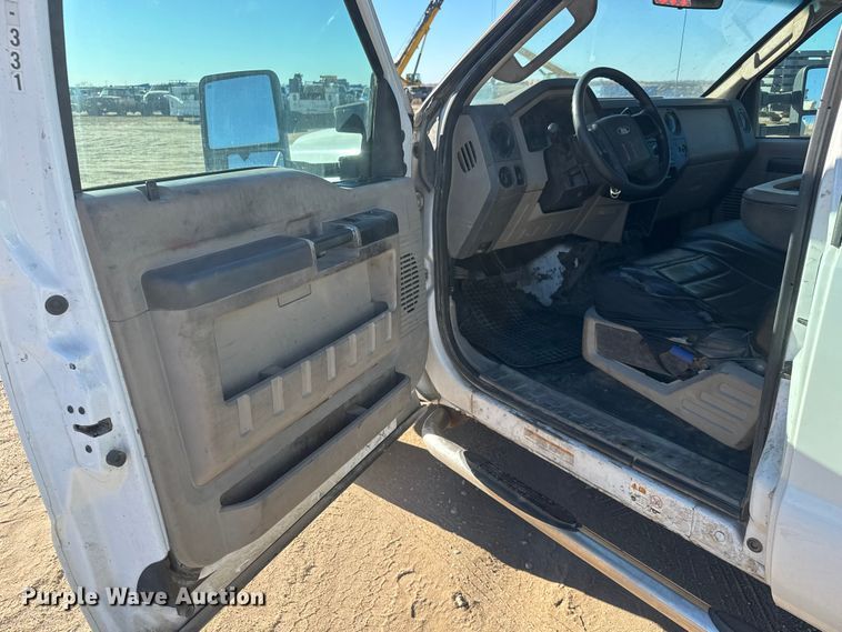 image for item ET4144 2008 Ford F450 utility / service truck