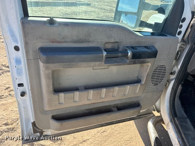 image for item ET4144 2008 Ford F450 utility / service truck