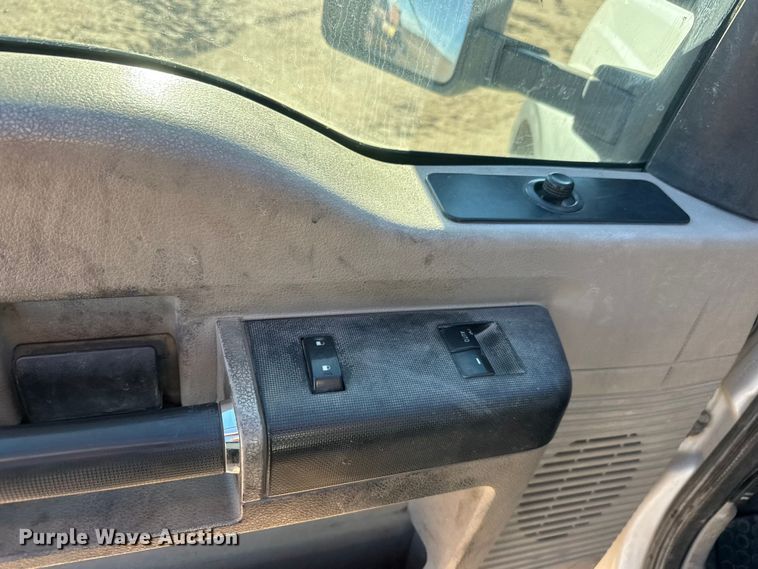 image for item ET4144 2008 Ford F450 utility / service truck