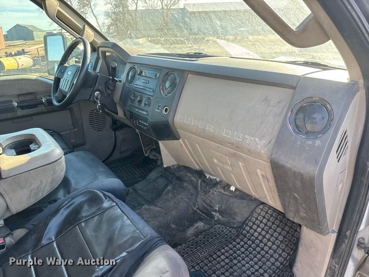 image for item ET4144 2008 Ford F450 utility / service truck