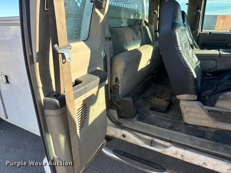 image for item ET4144 2008 Ford F450 utility / service truck