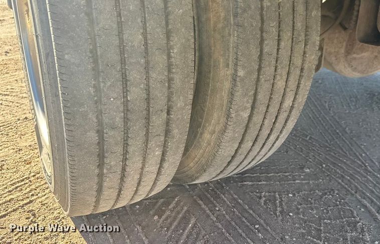 image for item ET4144 2008 Ford F450 utility / service truck