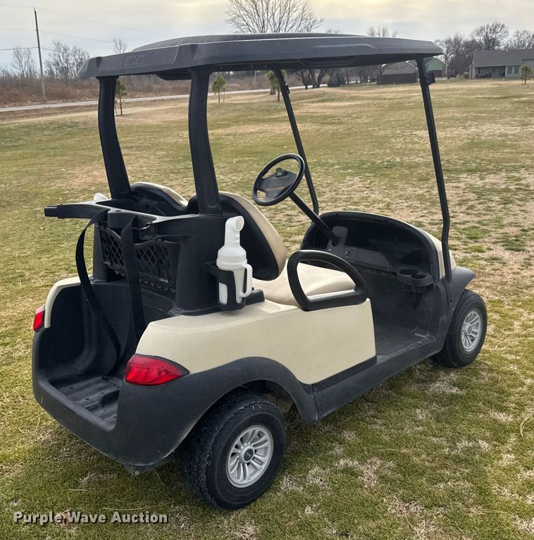 image for item ET4147 2018 Club Car Precedent golf cart