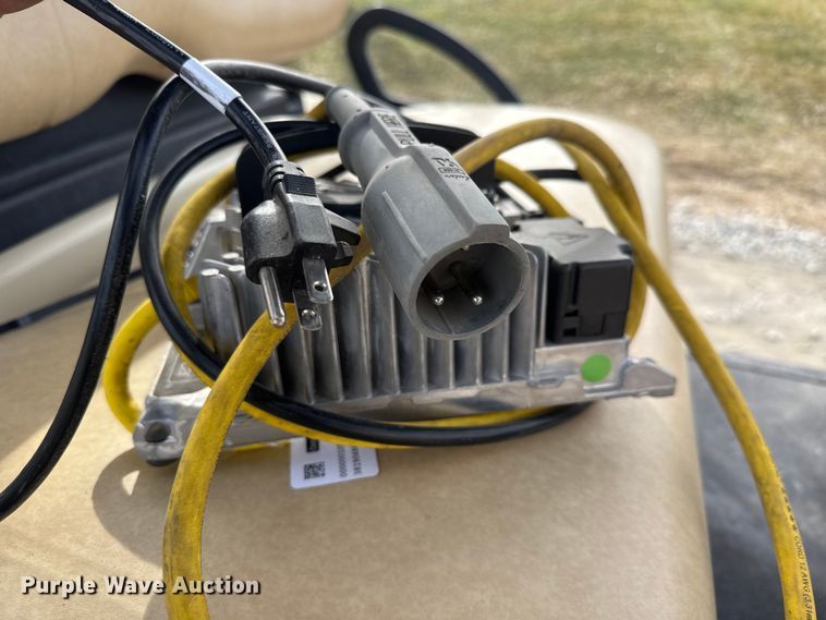 image for item ET4147 2018 Club Car Precedent golf cart