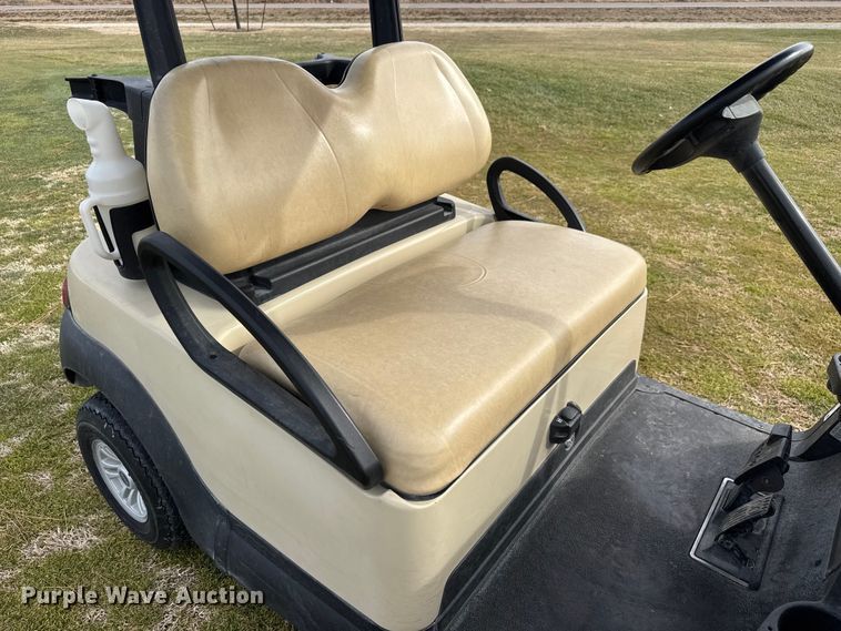 image for item ET4147 2018 Club Car Precedent golf cart