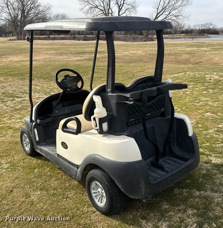 image for item ET4148 2018 Club Car Precedent golf cart