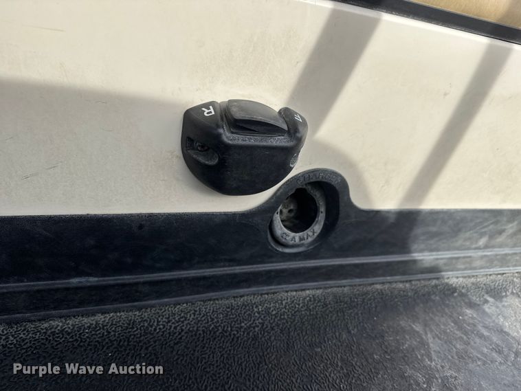 image for item ET4148 2018 Club Car Precedent golf cart