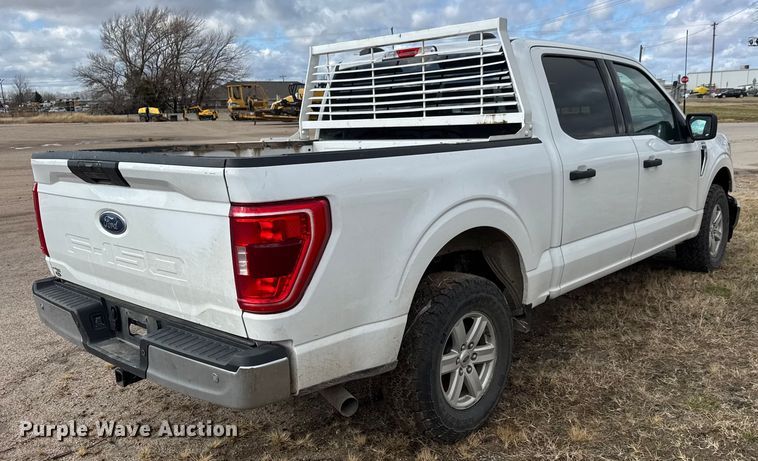 image for item ET4155 2023 Ford F150 XL Crew Cab pickup truck