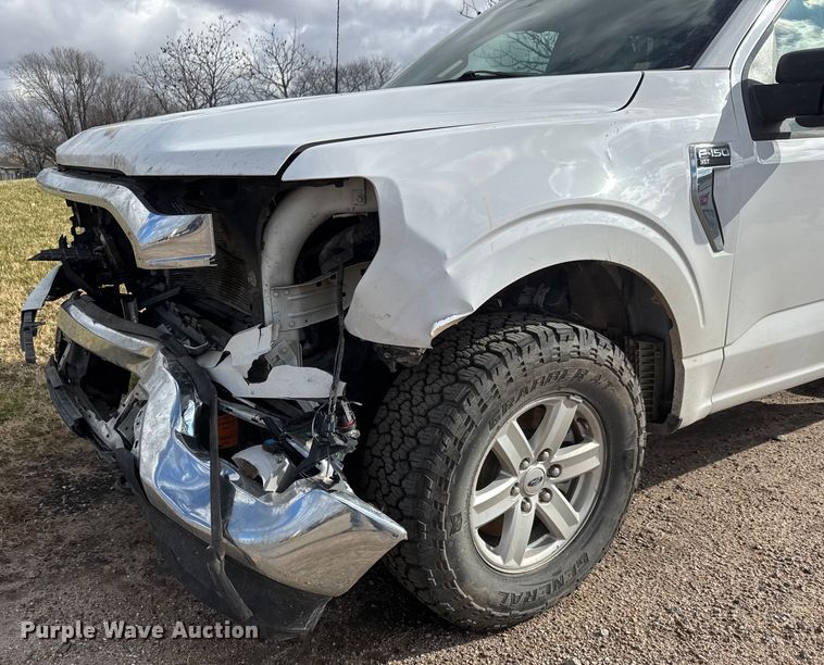 image for item ET4155 2023 Ford F150 XL Crew Cab pickup truck