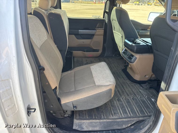 image for item ET4155 2023 Ford F150 XL Crew Cab pickup truck