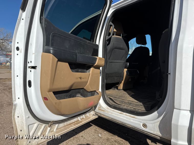 image for item ET4155 2023 Ford F150 XL Crew Cab pickup truck