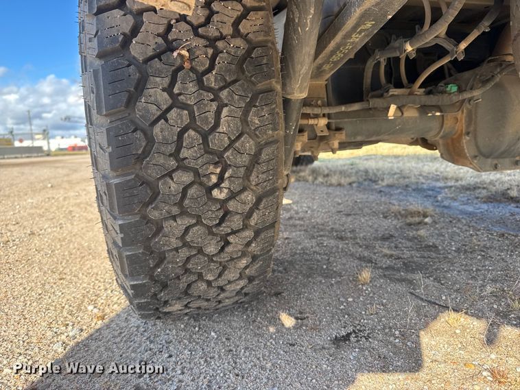 image for item ET4155 2023 Ford F150 XL Crew Cab pickup truck