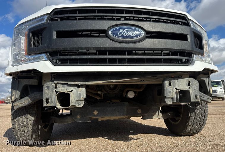 image for item ET4156 2019 Ford F150 Crew Cab pickup truck