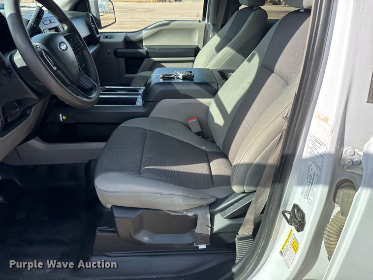 image for item ET4156 2019 Ford F150 Crew Cab pickup truck