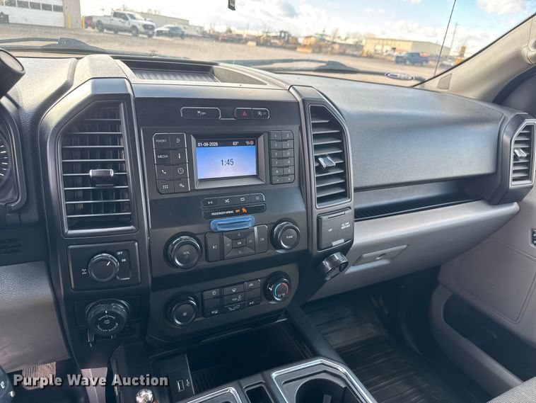 image for item ET4156 2019 Ford F150 Crew Cab pickup truck