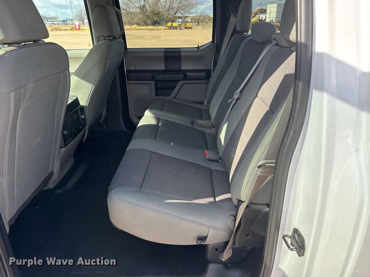 image for item ET4156 2019 Ford F150 Crew Cab pickup truck