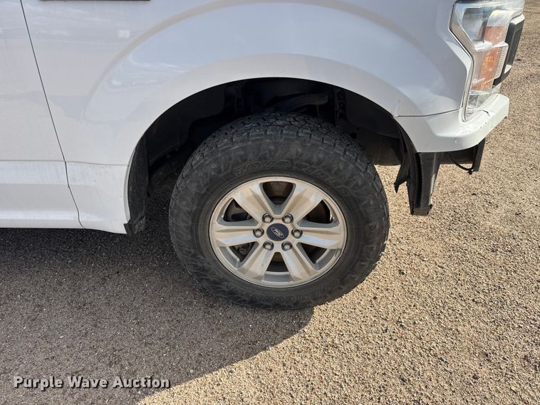 image for item ET4156 2019 Ford F150 Crew Cab pickup truck