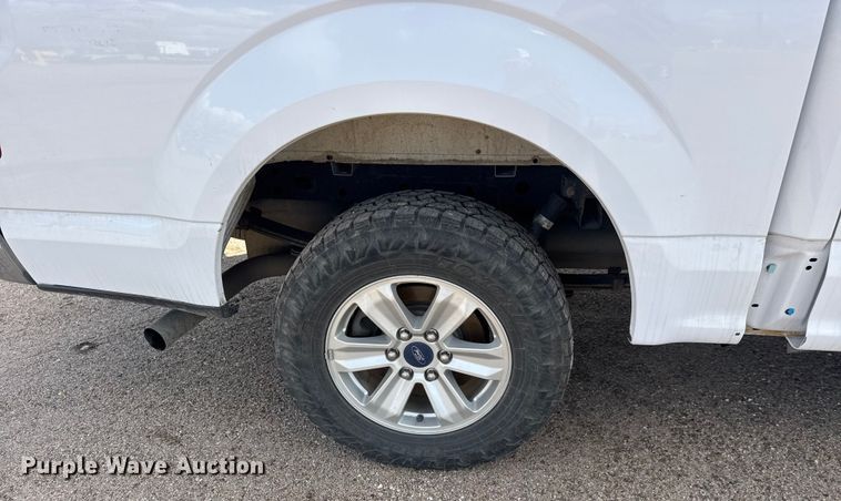 image for item ET4156 2019 Ford F150 Crew Cab pickup truck