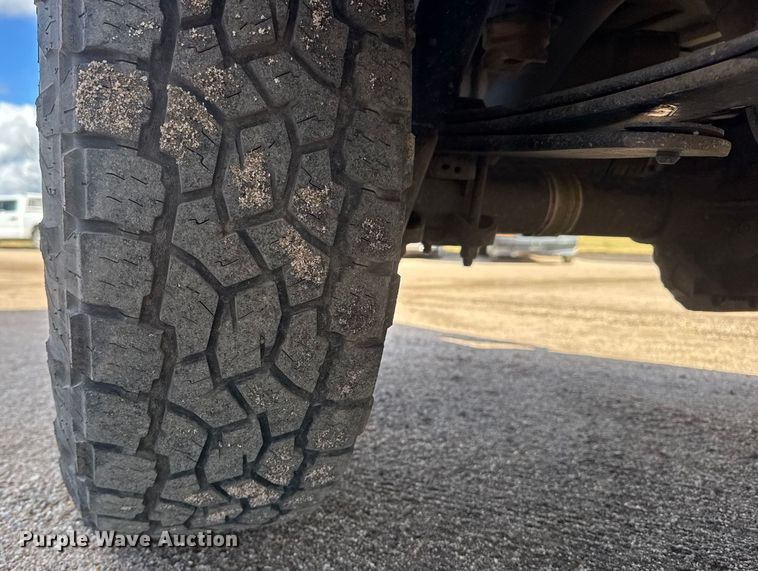 image for item ET4156 2019 Ford F150 Crew Cab pickup truck