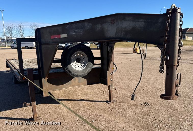 image for item ET4157 1997 Fannin equipment trailer