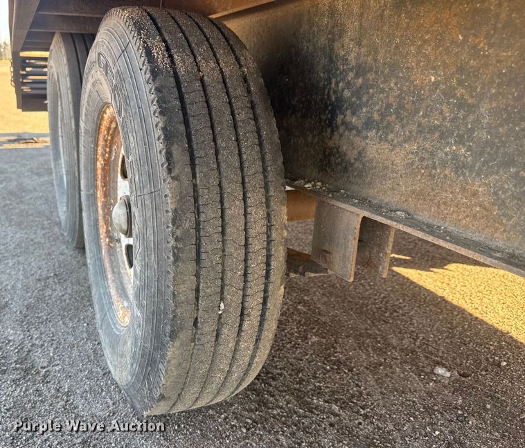 image for item ET4157 1997 Fannin equipment trailer