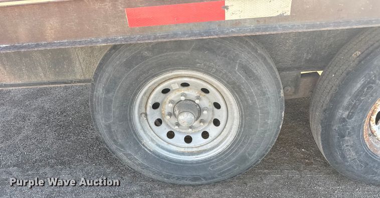 image for item ET4157 1997 Fannin equipment trailer